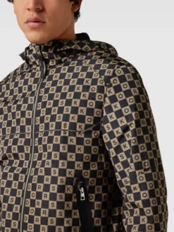 Michael Kors Jacke Mit Allover-Label-Muster - Schwarz -WELLENSTEYN Verkäufe 60pl6jq49l44qe1o7535cd9j9kp34e1oah24ag9gal938hq96sr46e236solacimal0jik2b9os4idi16ko3ccj46dgjgdph70r3acpk6cs3ie366csm4e1h6sr34e9l68pjcoo