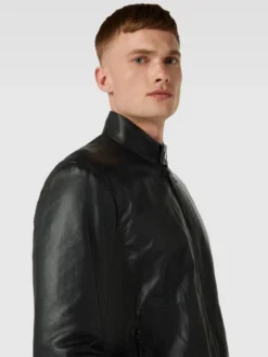 Emporio Armani Bikerjacke Mit Strukturmuster - Schwarz -WELLENSTEYN Verkäufe 64o38c1hap25alij85636kqa95242c2f9p6l0iah68o34kif9co3ai9n94o4qlia6p73ela88p84ici194o36c1j74sj6c9i74s32p1kchh3cob3ccsm2c9icks3eeb4ccq6cc0