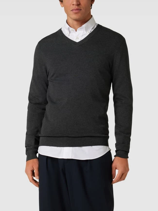 MCNEAL Strickpullover Mit Geripptem V-Ausschnitt - Dunkelgrau Meliert 4 MCNEAL Strickpullover Mit Geripptem V-Ausschnitt - Dunkelgrau Meliert – Bild 4