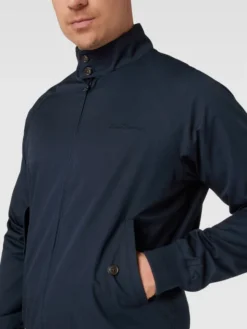 Ben Sherman Jacke Mit Label-Stitching Modell 'SIGNATURE HARRINGTON' - Dunkelblau -WELLENSTEYN Verkäufe 710koiq77533al249ks3cc1ia0pkkk1ka943akq2653j0i288t5kmhig8l1l6j9n8gs3edq3ah4ksihm9d3j8p9h70o3ac1o74pj4p9k6hh34e1ocdimcp326ksj2d1k6cq3ipg