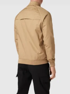 Ben Sherman Jacke Mit Label-Stitching Modell 'SIGNATURE HARRINGTON' - Sand -WELLENSTEYN Verkäufe 90s50jq9991kchi16d24oe2868ojagqd9t64iiph8cr4oiq864qjed9g9p3j4ipl6113cja5754k4cpl60o3ec1kcor3aopp6dij4c1kcor3ee1j6dgj8e9n70rm6cpp61ij8p8