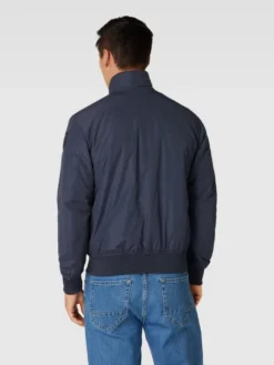 Blauer Usa Jacke Mit Stehkragen Modell 'GIUBBINI CORTI IMBOTTITO' - Marineblau -WELLENSTEYN Verkäufe 98r5ae2i9h54ck9m6sokskq98sok2lib994j8ji591232ipg6ta4mdag9574cead6h3j2i239p3kkk286so3cd1n69ij4pj2copm8d9k6pijae326ko3gdb4chj3icr4cdhm6d0