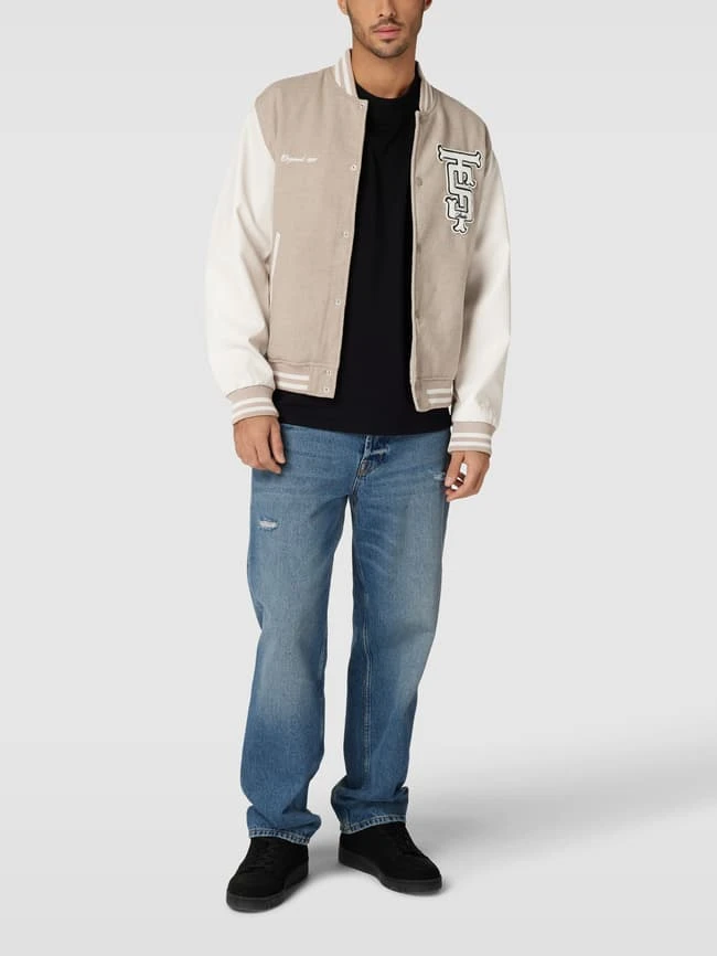 Jack & Jones College-Jacke Mit Label-Detail - Beige 1 Jack & Jones College-Jacke Mit Label-Detail - Beige