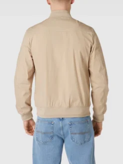 HECHTER PARIS Jacke Mit Label-Details - Sand -WELLENSTEYN Verkäufe a92koj1i957kagia8h832di18t4k4c1o652ksiqfa97jgh2m6d444l21659kalhk9d9j8hqbal84ihhh6oo3ecb5clh38ohj6pj68ohkc4q66e1jckp3acpl74qjgp9k6csjadg